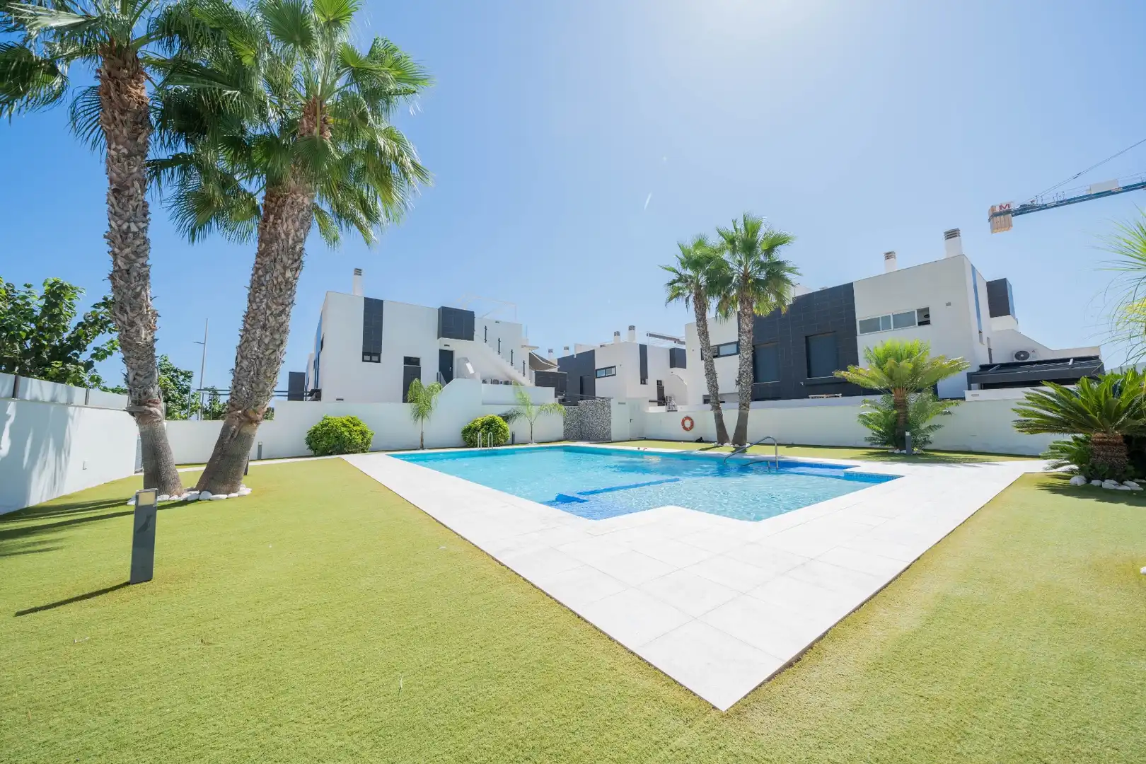 Apartamento con piscina en alquiler en El Mojón, imagen 2