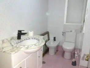 Bathroom of Flat for rent in Gijón   with Heating and Parquet flooring