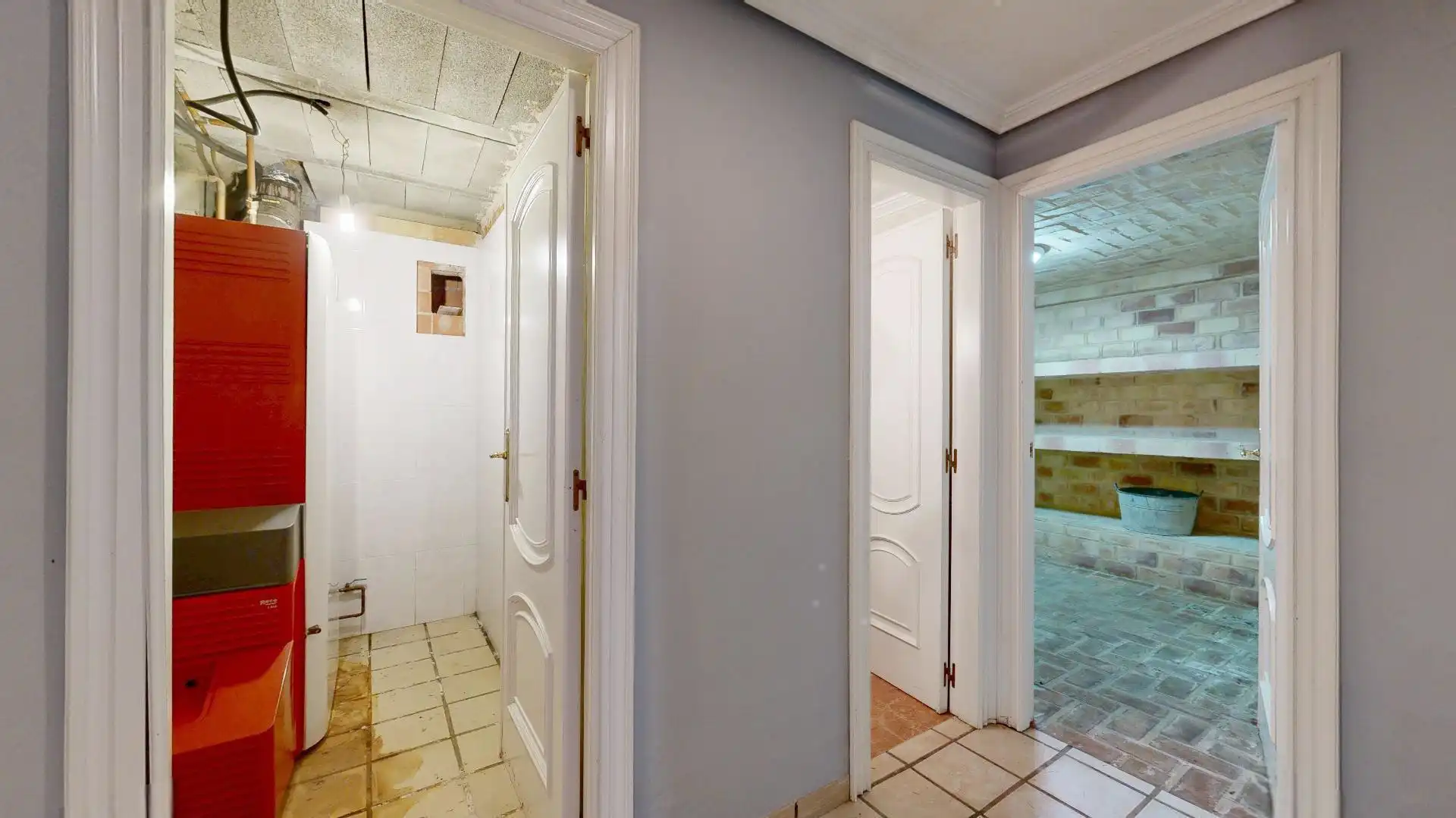 Casa o xalet en venda en Torrent amb Terrassa, Traster i Piscina