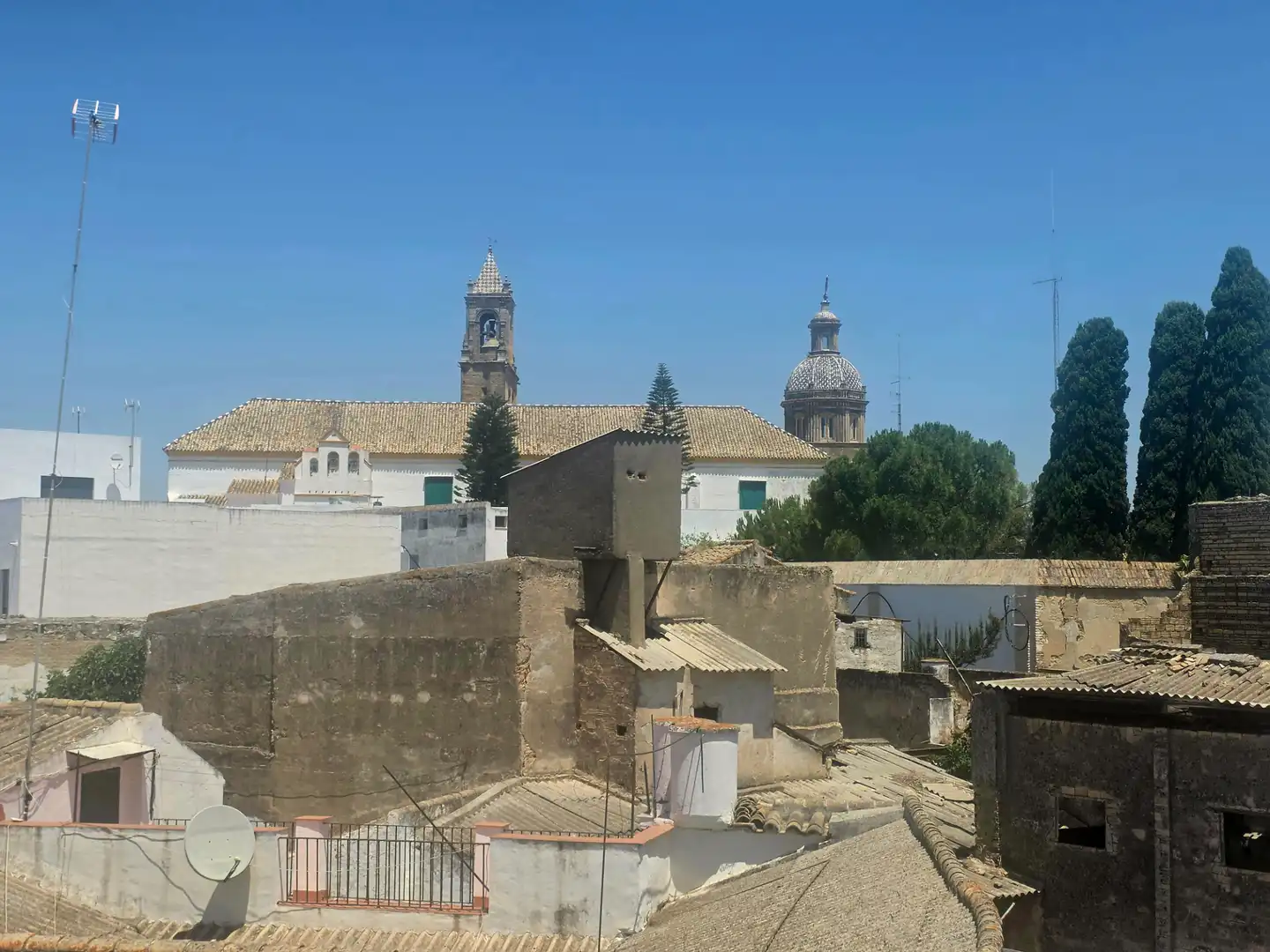 Vista exterior de Piso de alquiler en Utrera con Amueblado