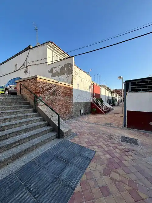 Vista exterior de Casa adosada de lloguer en Madrid amb Aire condicionat, Calefacció i Terrassa