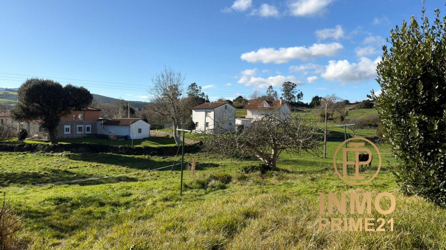 Vista exterior de Residencial en venda en Reocín