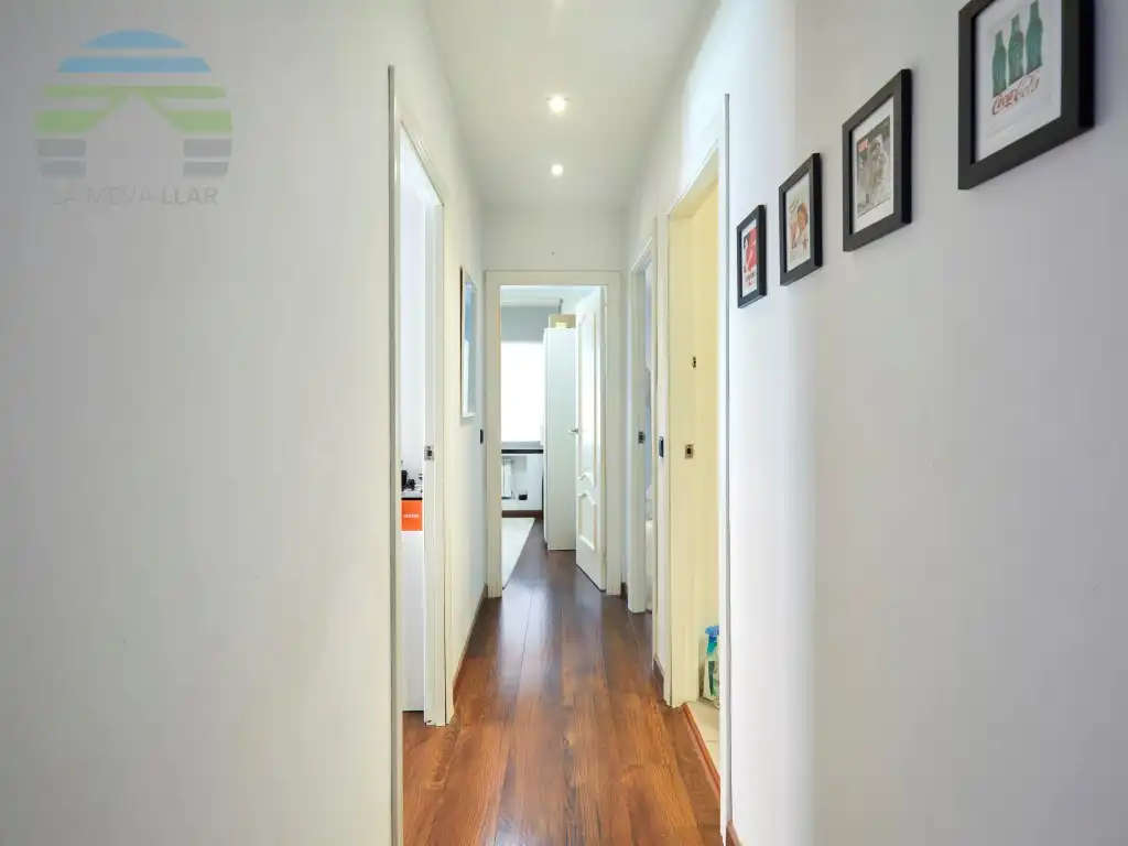 Wohnung zum Verkauf in Barcelona mit Klimaanlage und Heizung