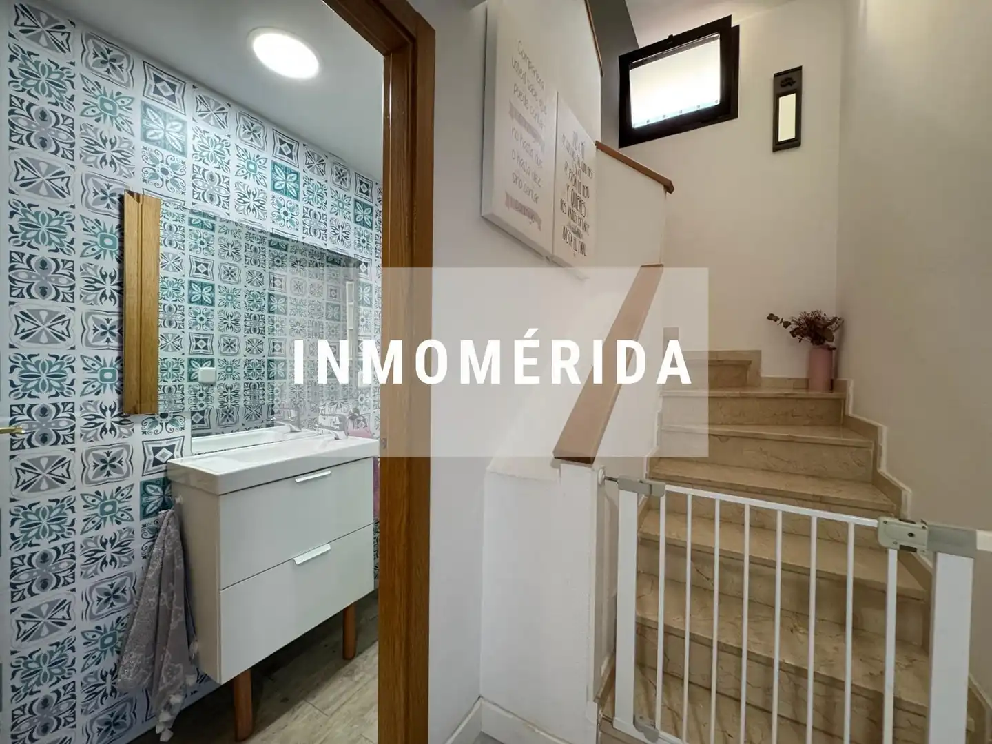 Casa adosada en venta en Mérida con Aire acondicionado, Calefacción y Jardín privado