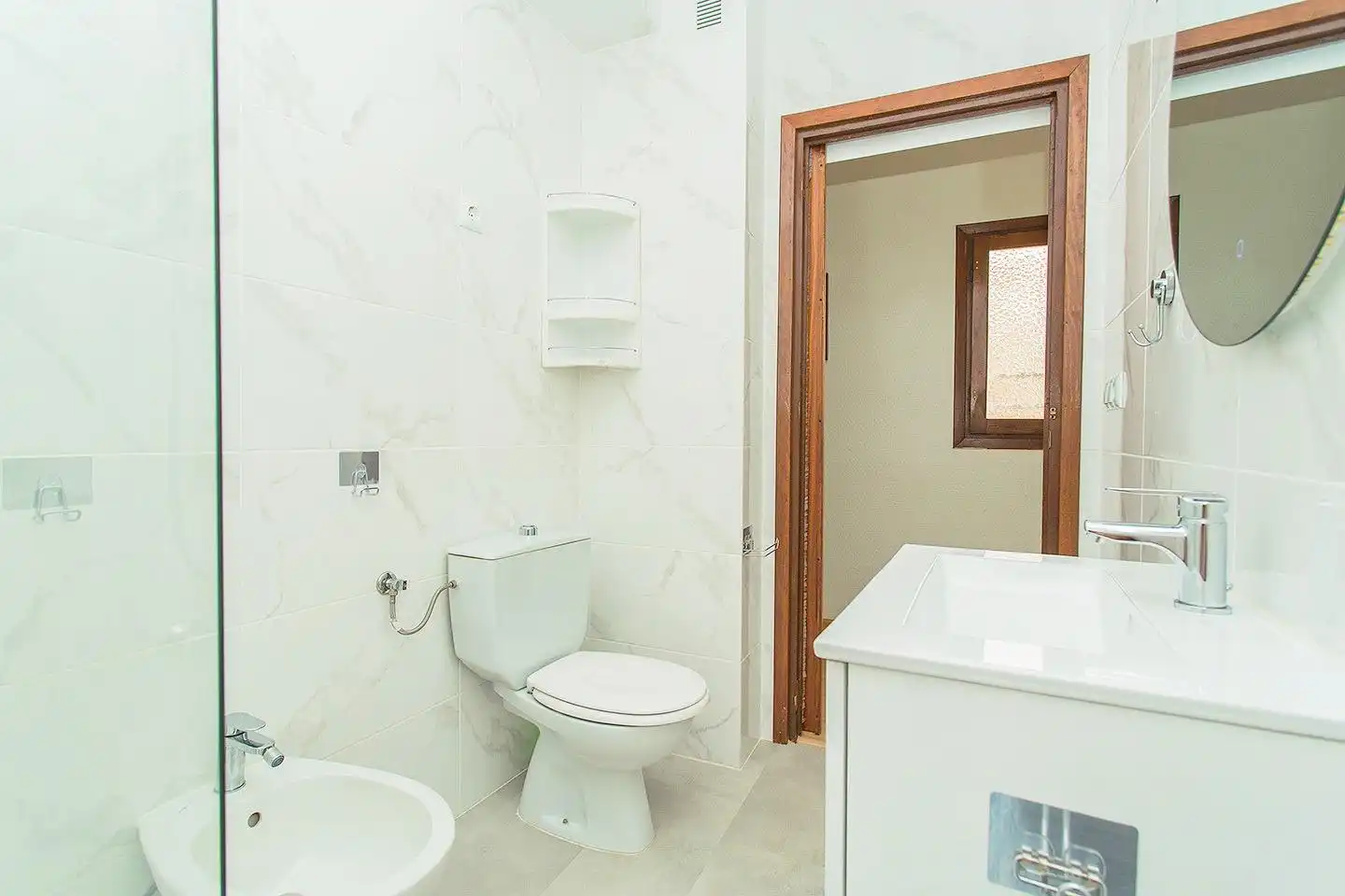 Baño de Apartamento en venta en Torrevieja con Aire acondicionado, Terraza y Amueblado