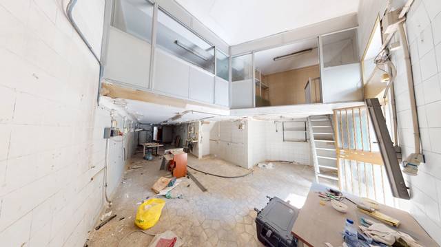 Local comercial en Venta en Carrer Poeta Carmelo Calvo en Mercado