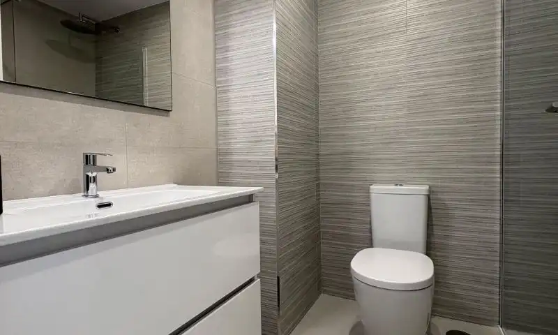 Apartamento con piscina en venta en Orihuela Costa, imagen 23
