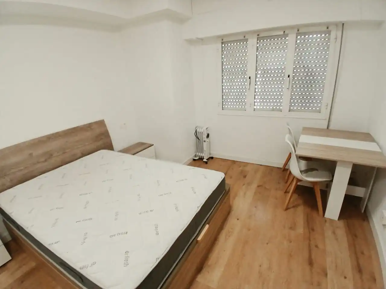 Schlafzimmer von Wohnung zur Miete in Eibar mit Heizung