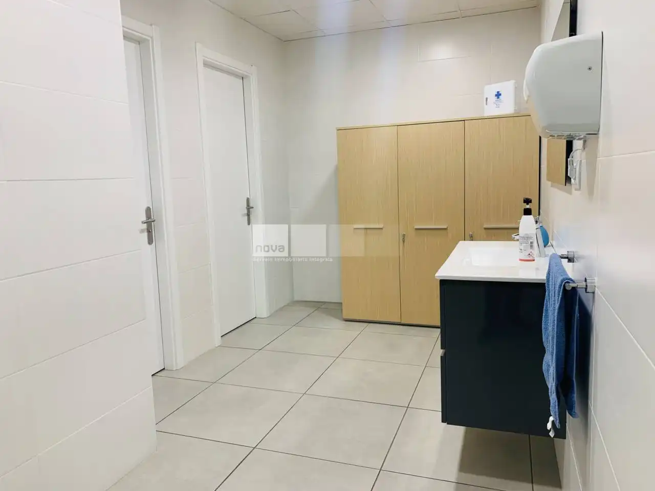 Baño de Oficina de alquiler en Tona