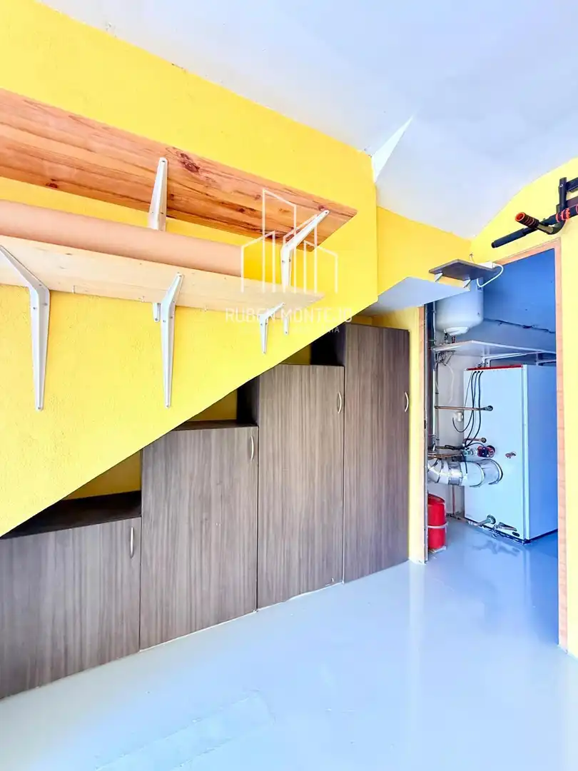 Casa adosada en venta en Galindo y Perahuy con Calefacción, Jardín privado y Terraza