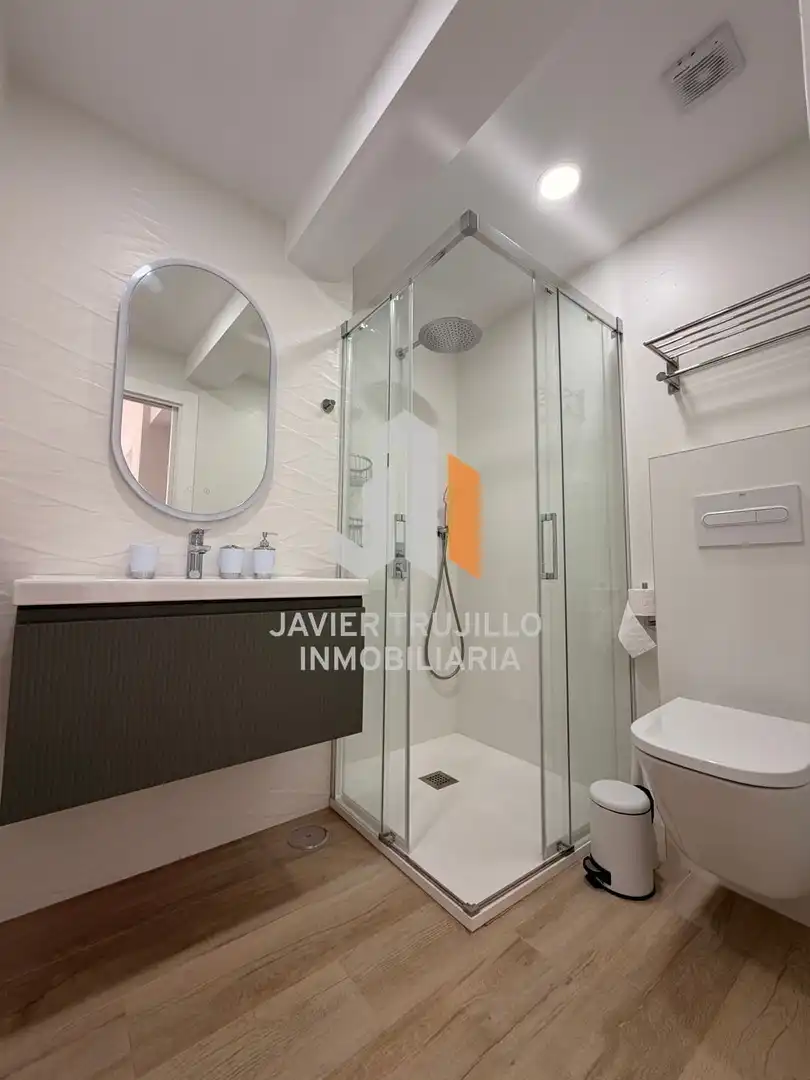 Badezimmer von Wohnungen zur Miete in Vélez-Málaga