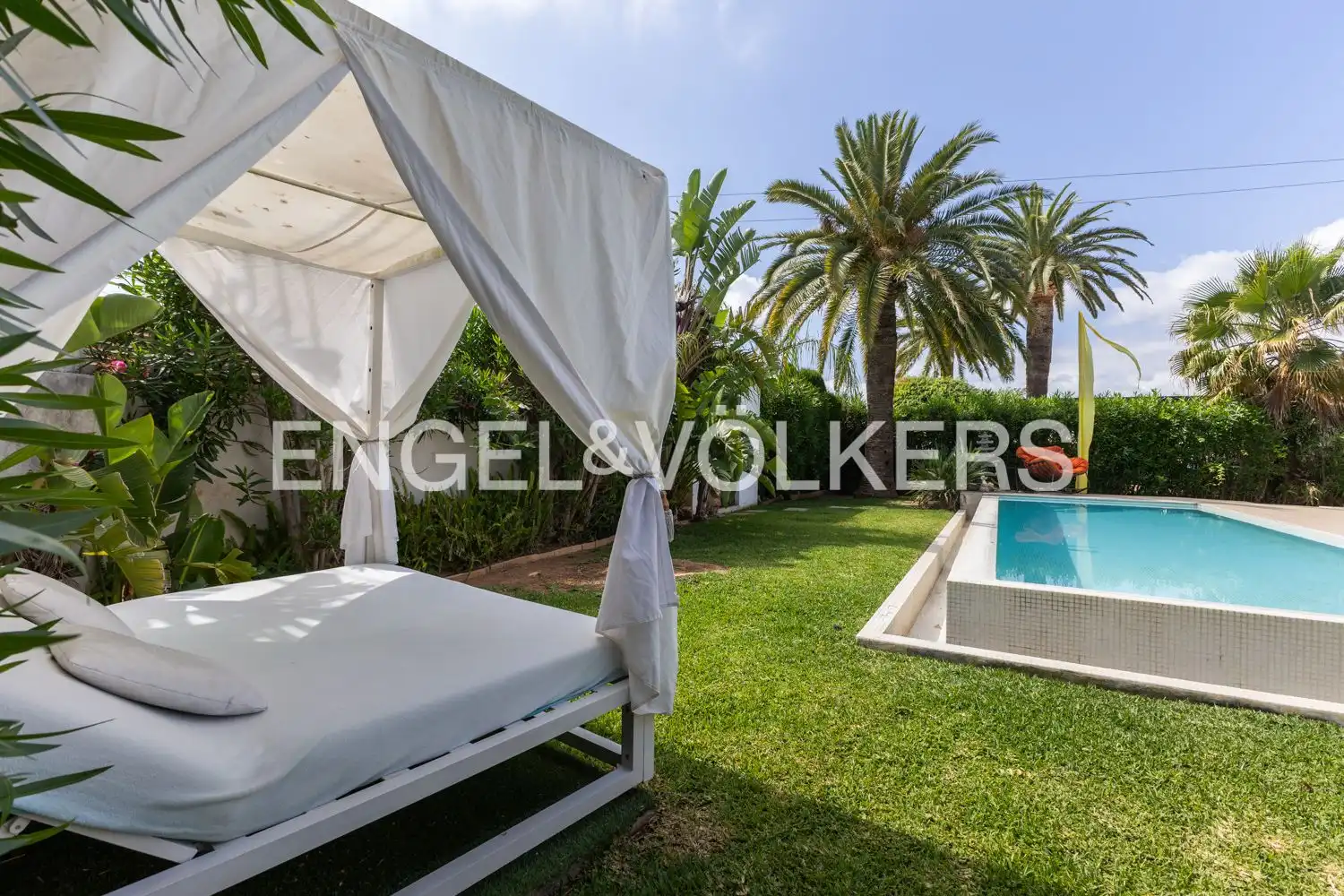Terrace of Houses for sale in Dénia  with Air Conditioner, Heating and Private garden