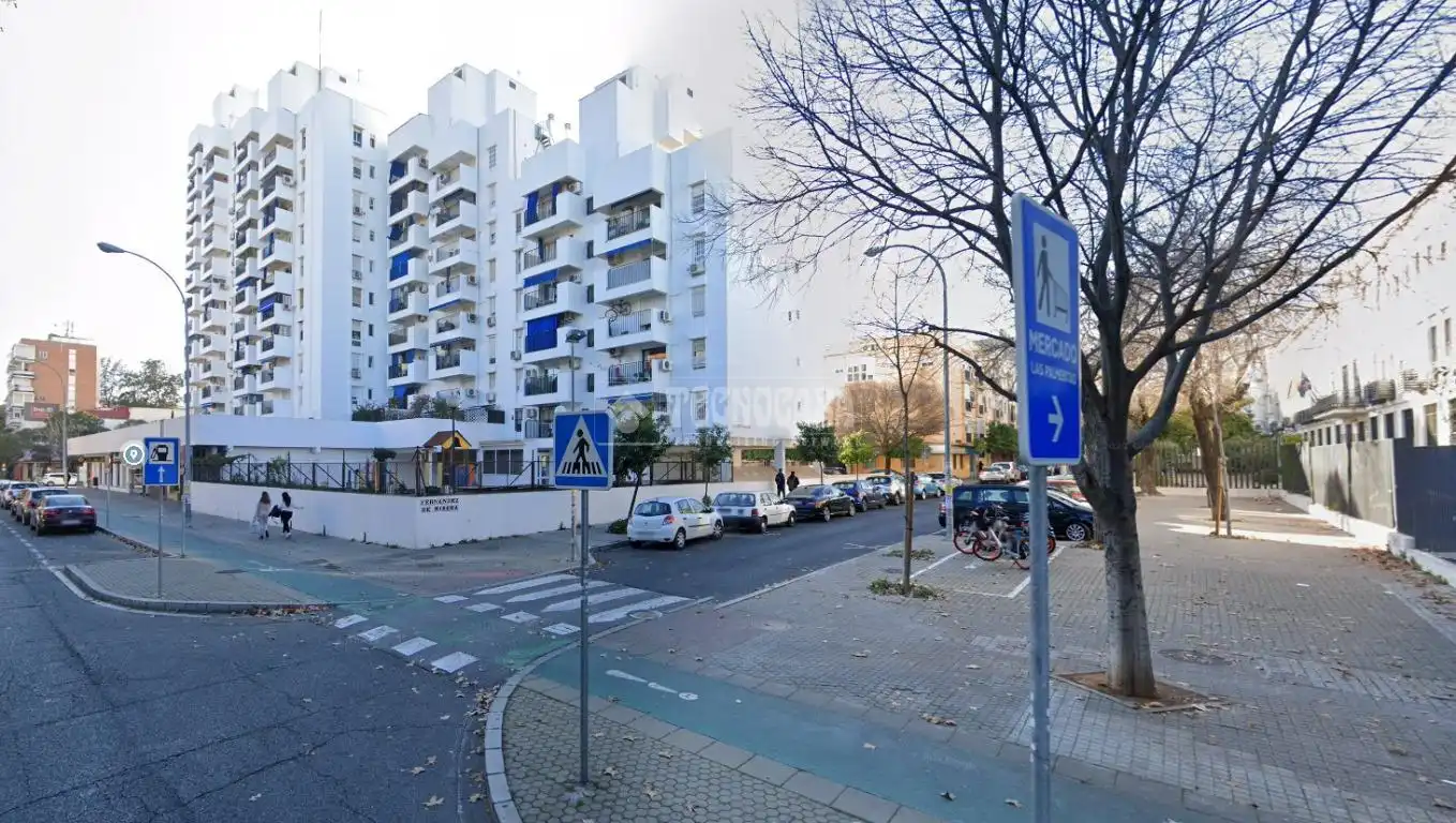 Außenansicht von Garage zum Verkauf in Sevilla