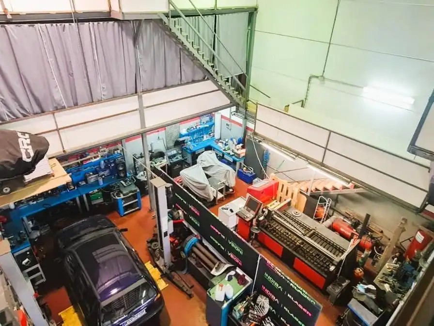 Local en venta en Camarma de Esteruelas con Alarma
