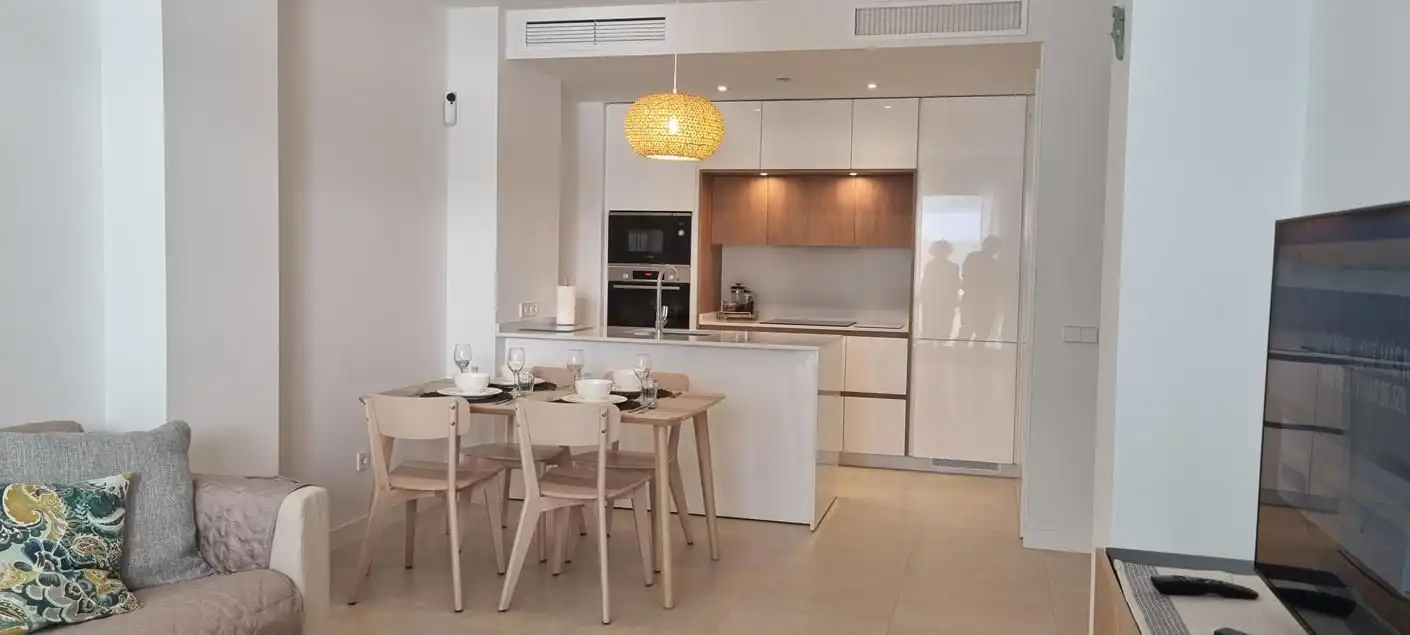 Cuina de Apartament de lloguer en Vélez-Málaga amb Aire condicionat, Calefacció i Terrassa