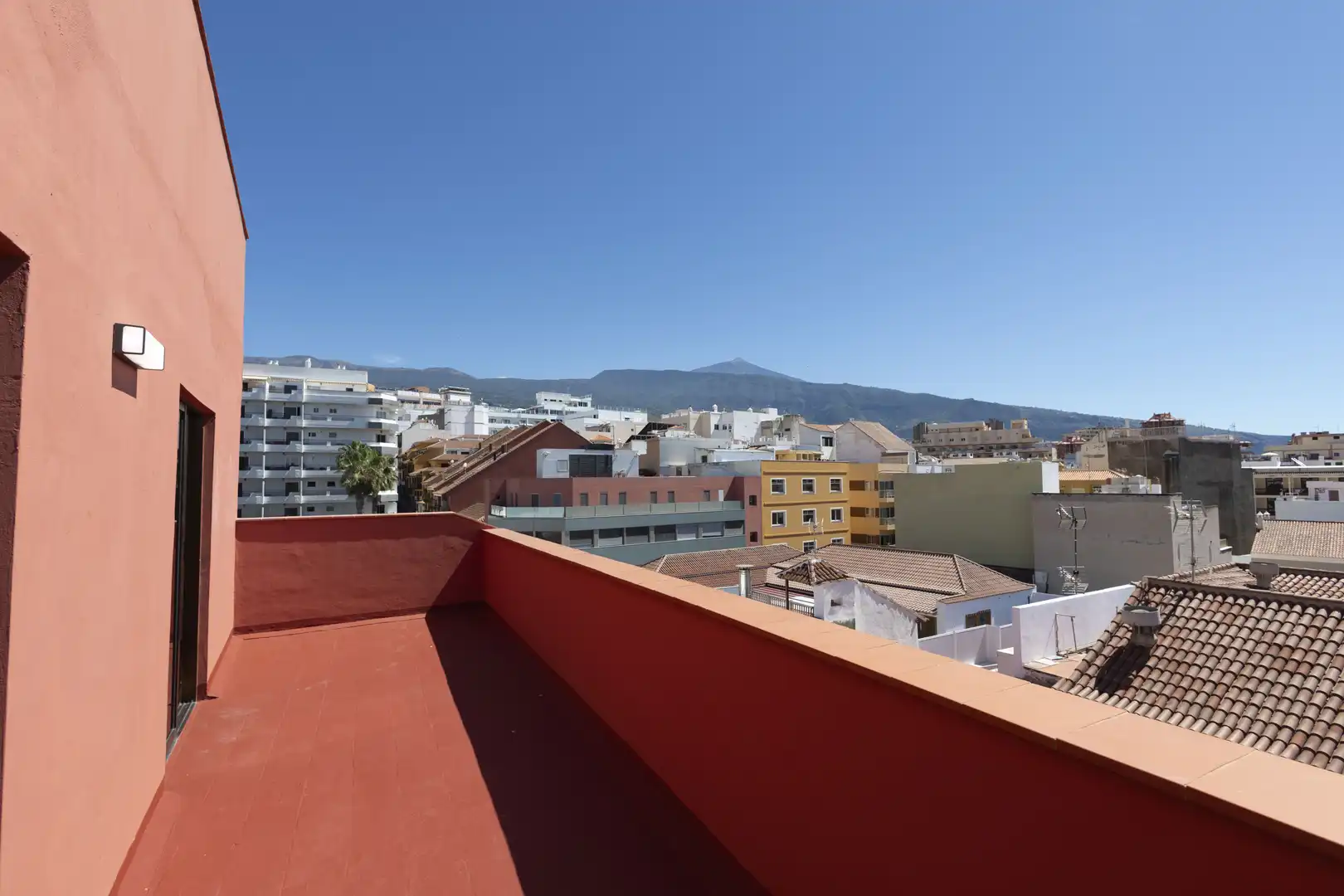 Vista exterior de Àtic en venda en Puerto de la Cruz amb Terrassa