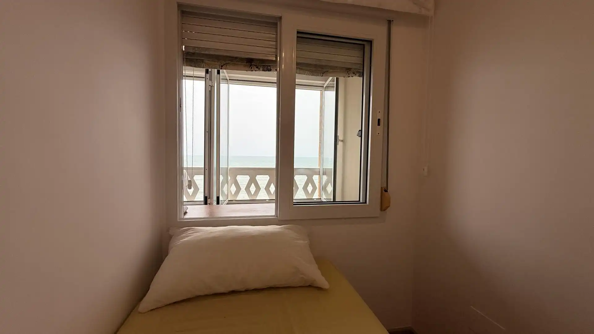 Habitación de Apartamento de alquiler en Torrevieja