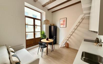 Living room of Flat for sale in  Valencia Capital  with Heating, Parquet flooring and Balcony