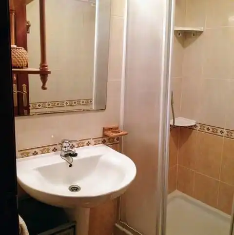 Bany de Pis en venda en Bárcena de Cicero amb Calefacció, Terrassa i Traster