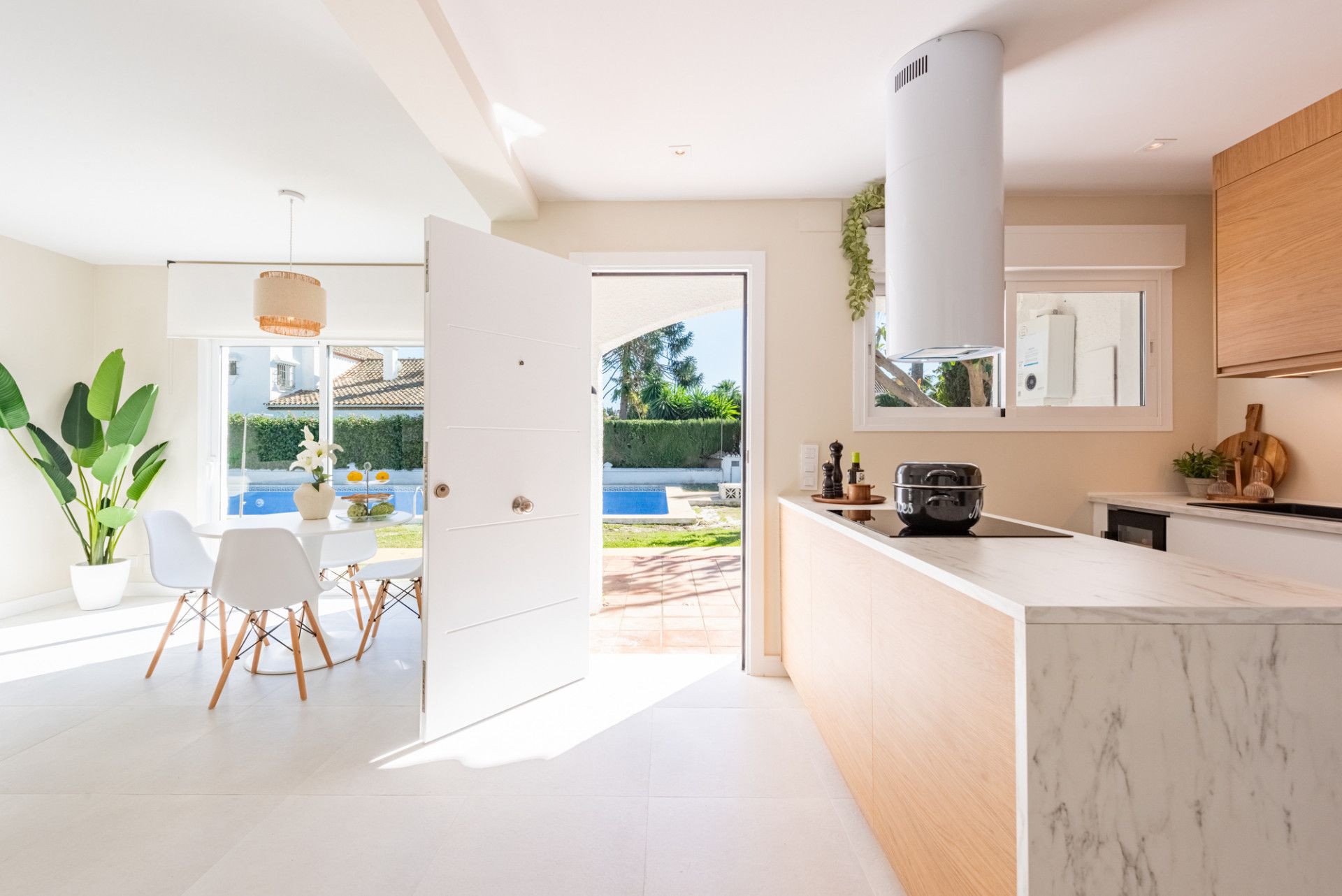 Cuina de Apartament en venda en Marbella amb Aire condicionat, Calefacció i Terrassa
