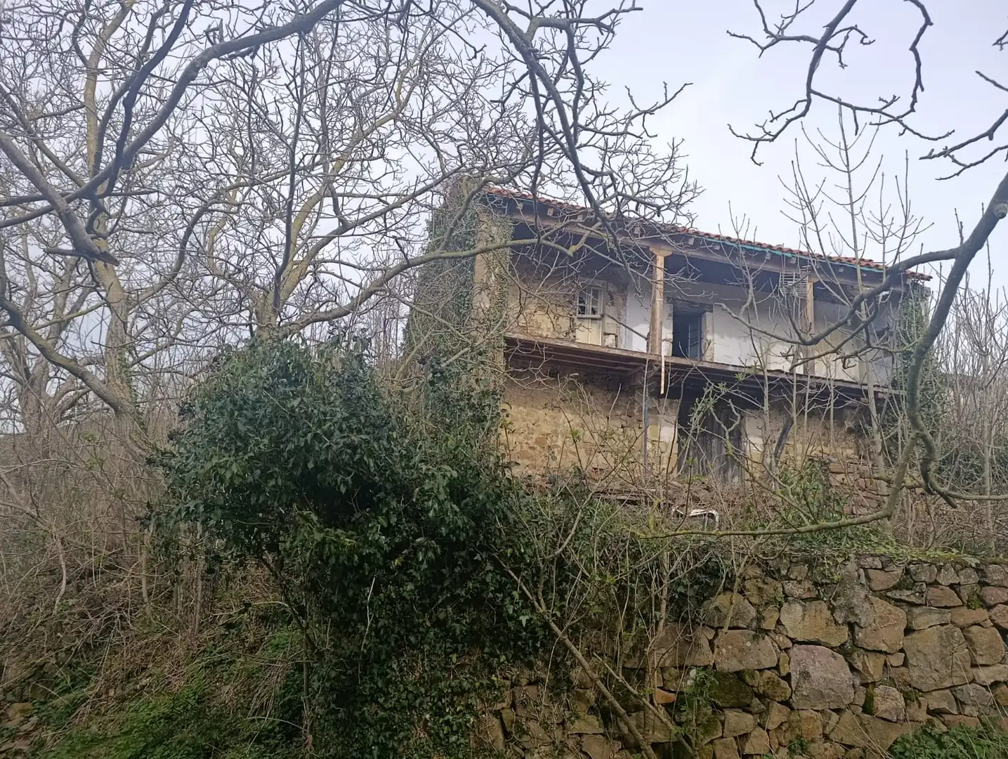 Vista exterior de Casa o chalet en venta en Soba con Jardín privado, Terraza y Balcón