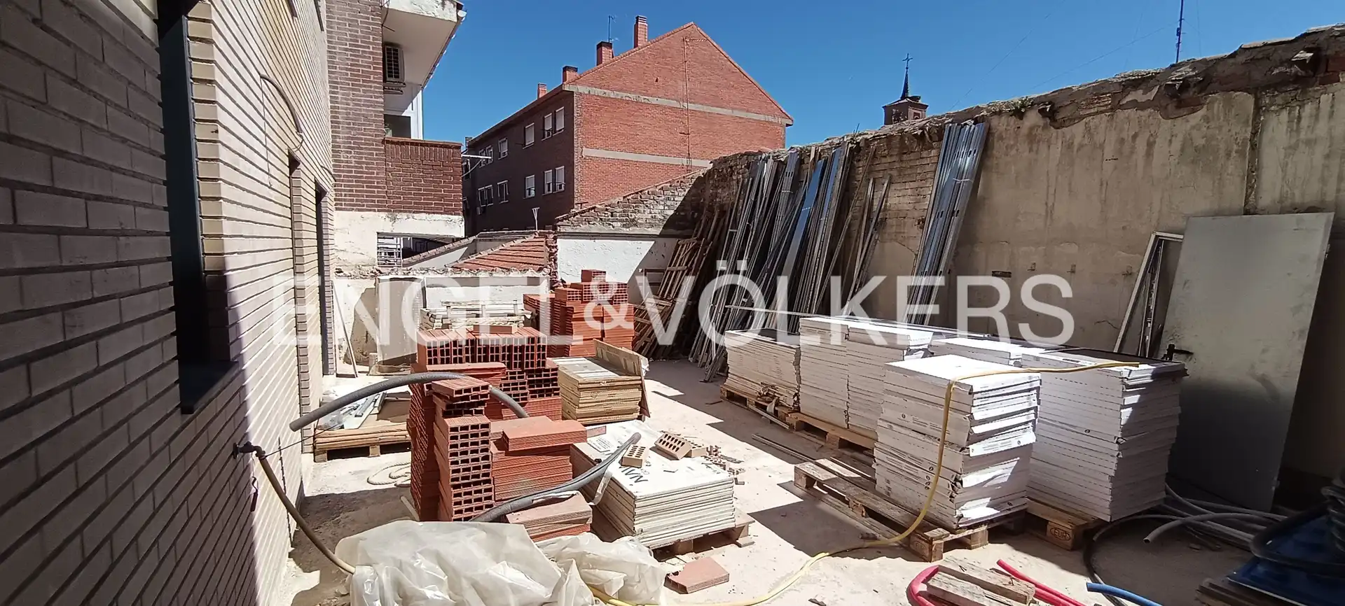 Vista exterior de Apartamento en venta en Las Rozas de Madrid con Aire acondicionado, Calefacción y Terraza