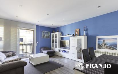 Living room of Attic for sale in Barberà del Vallès  with Air Conditioner and Terrace