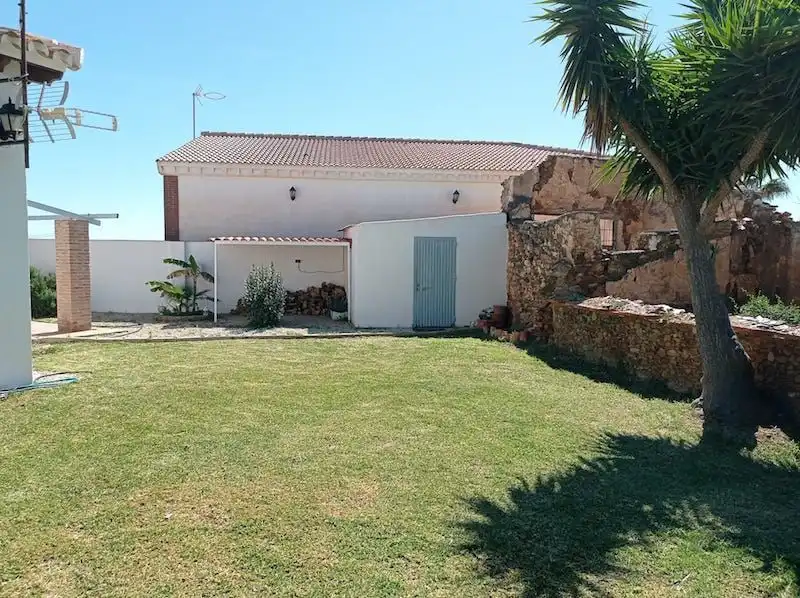 Vista exterior de Finca rústica en venta en Vélez-Málaga con Aire acondicionado y Amueblado