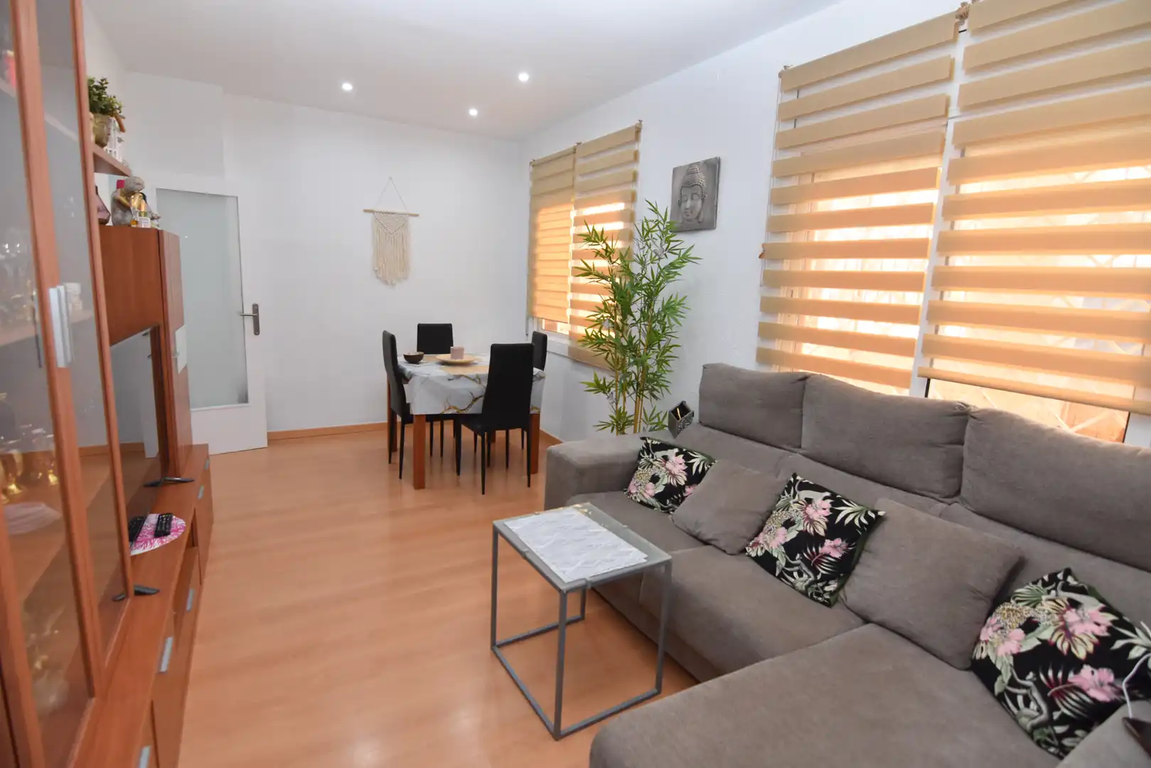 Living room of Flat for sale in Calella  with Air Conditioner, Heating and Community pool