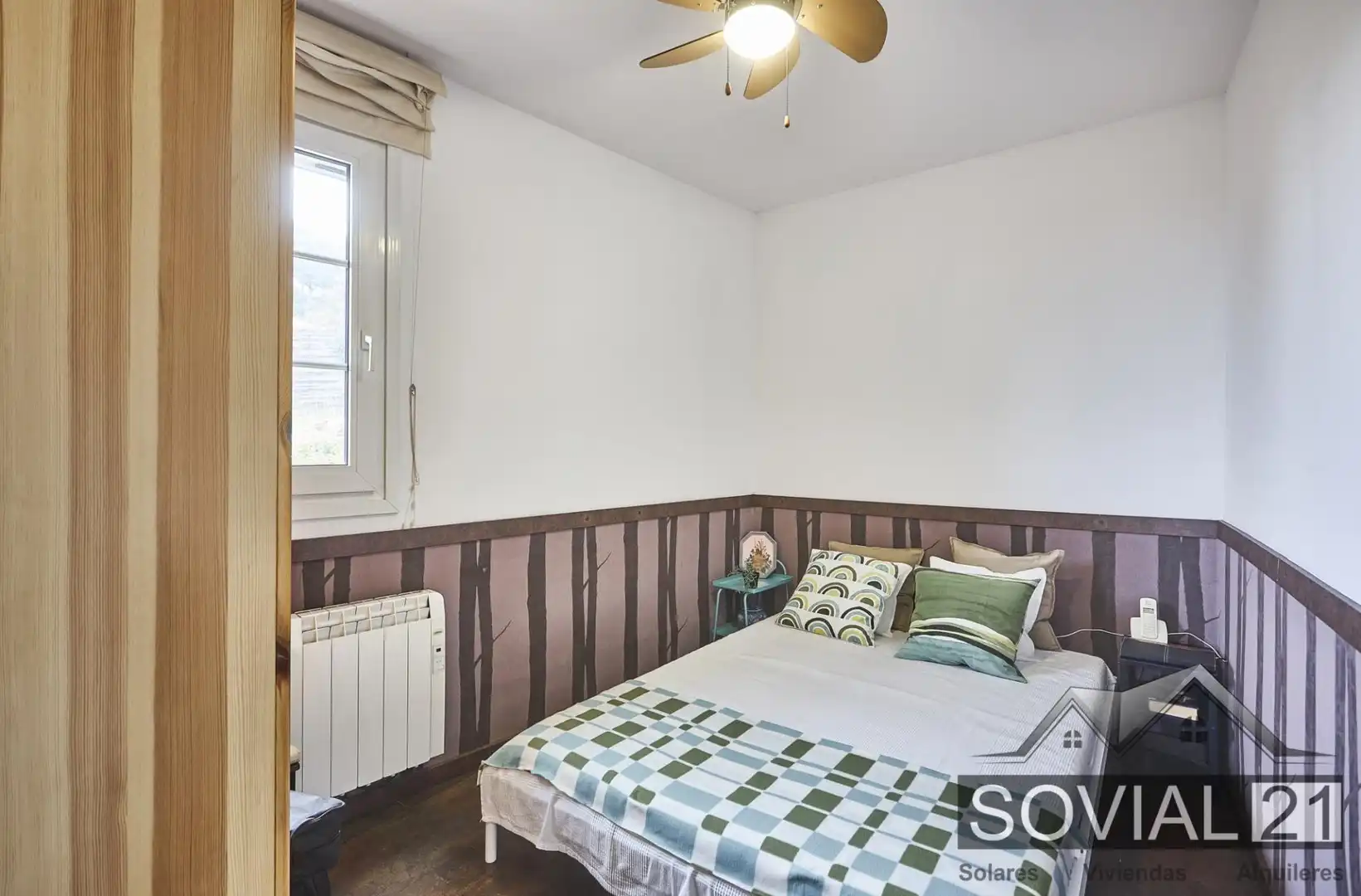 Habitación de Casa o chalet en venta en Barcelona con Calefacción, Jardín privado y Terraza