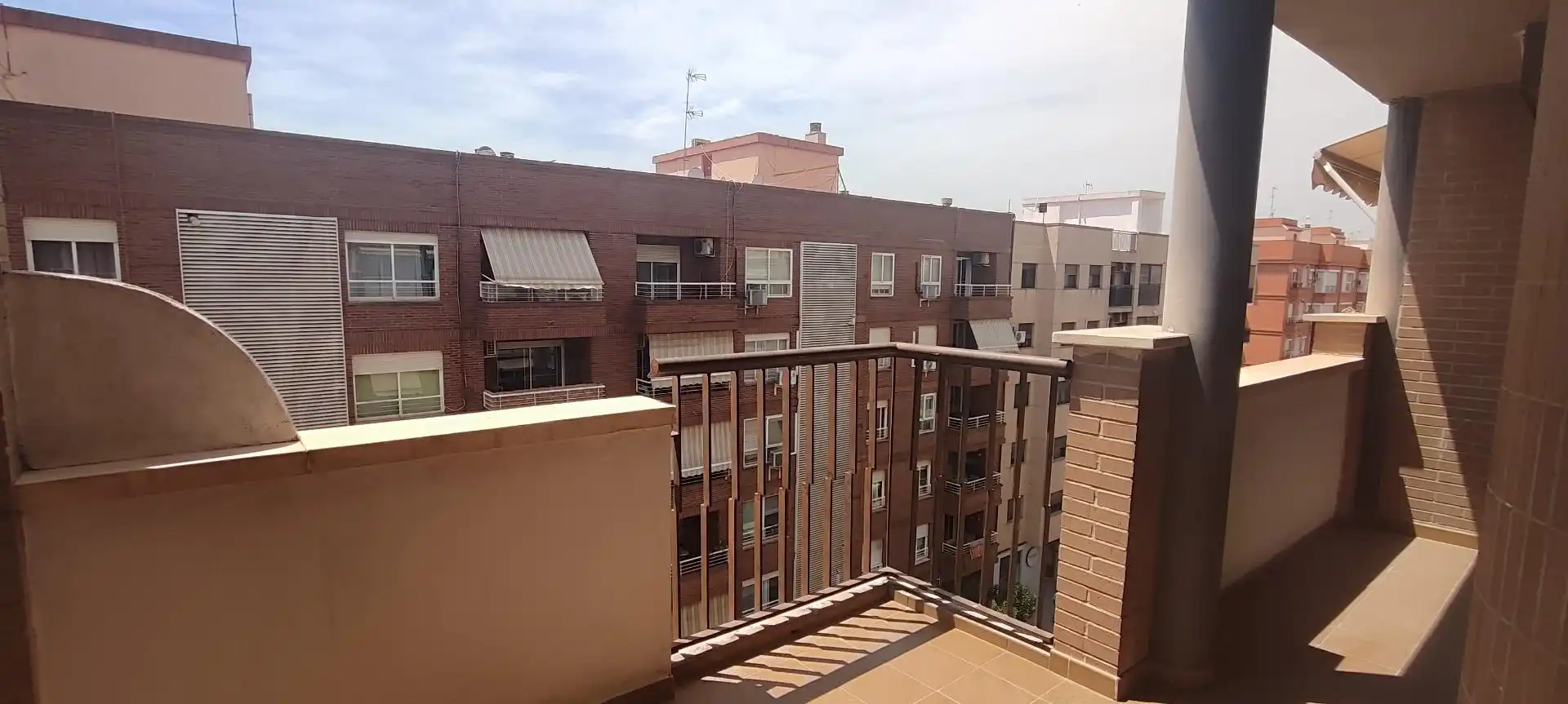 Terrasse von Wohnung zur Miete in Paiporta mit Balkon