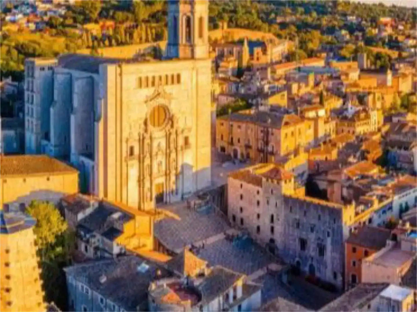 Vista exterior de Pis en venda en Girona Capital amb Aire condicionat i Balcó