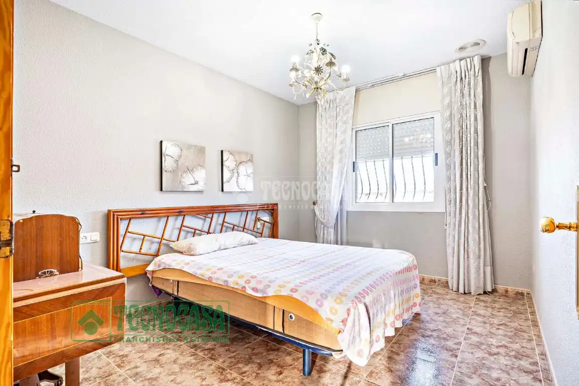 Maison avec terrasse à vendre à Roquetas de Mar ciudad, imagen 14