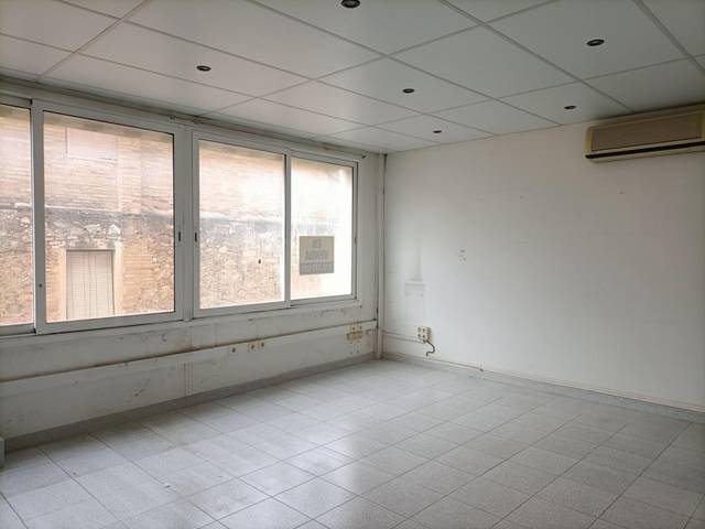 Casa adosada en Venta en Josep Anselm Clavé en Sant Esteve Sesrovires