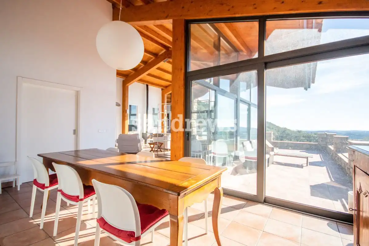 Country house zum Verkauf in Darnius mit Klimaanlage, Heizung und Privatgarten