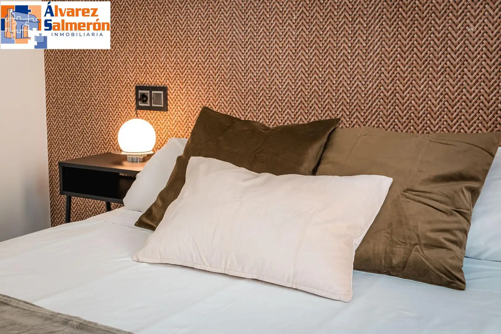Bedroom of Flat for sale in Granada