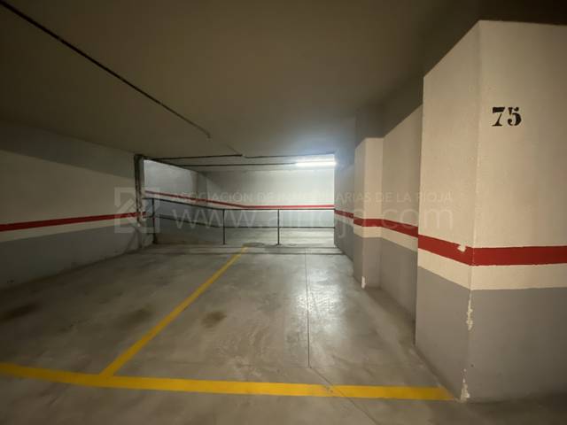 Garaje en Venta en Logroño - AVENIDA ZARAGOZA en Los Lirios