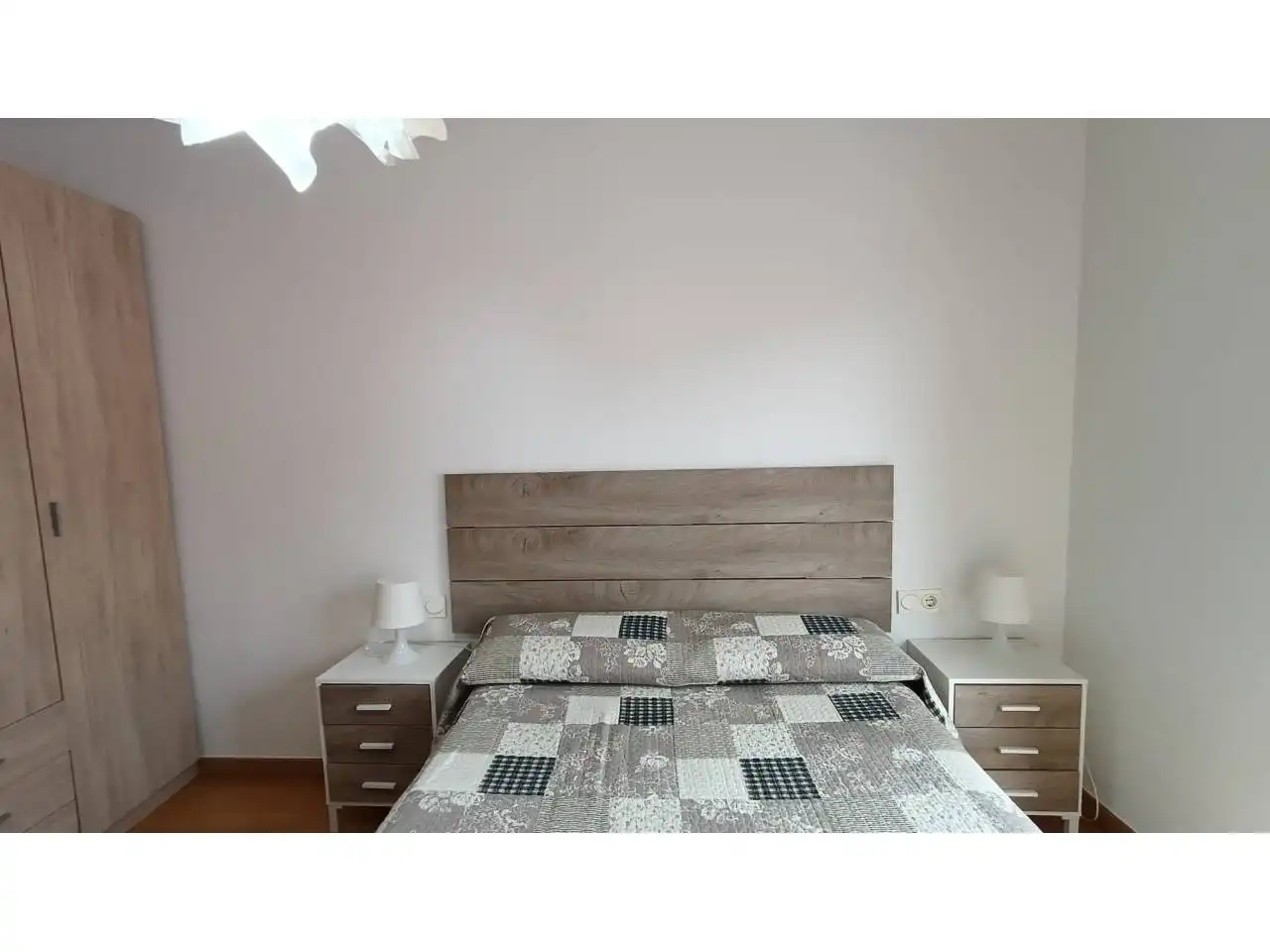 Habitación de Dúplex en venta en Berga con Calefacción, Trastero y Balcón
