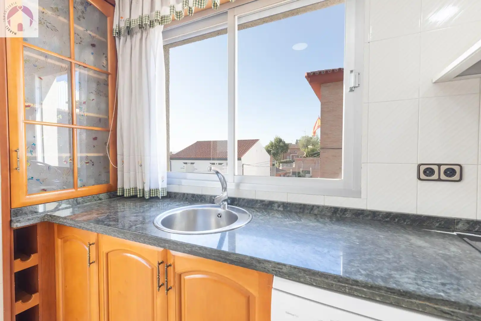 Casa aparellada amb terrassa en venda a FCO JOSE GARCIA JIMENEZ, imagen 15