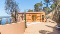 Vista exterior de Casa o xalet en venda en Begur amb Aire condicionat, Terrassa i Piscina