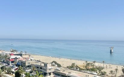 Vista exterior de Dúplex en venda en Marbella amb Terrassa