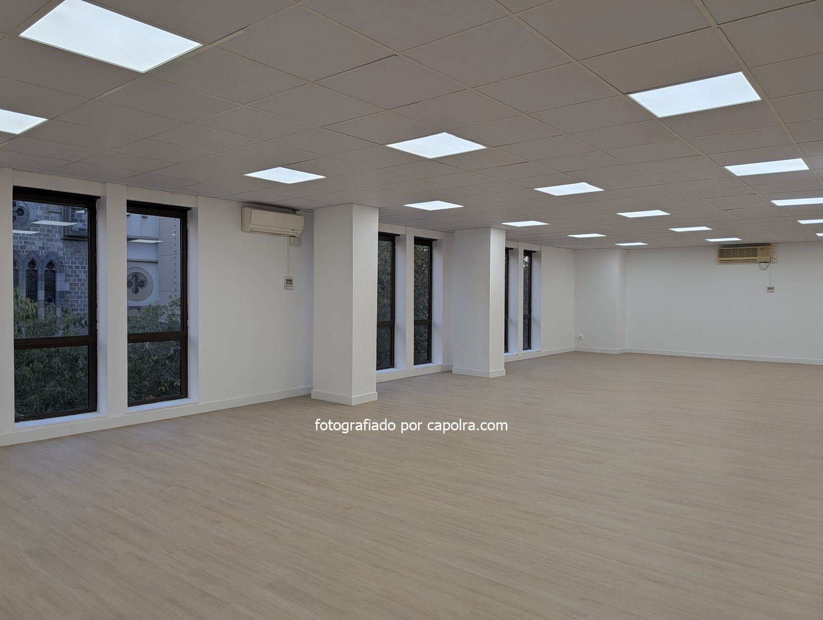 Office to rent in  Barcelona Capital  with Air Conditioner and Heating