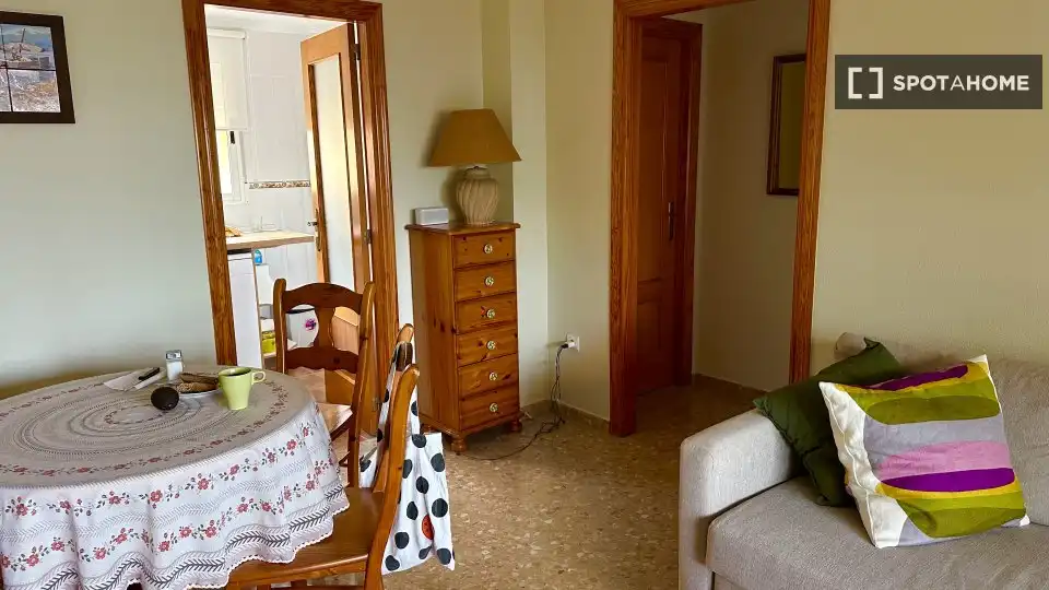 Sala d'estar de Pis de lloguer en Sueca amb Aire condicionat, Calefacció i Moblat