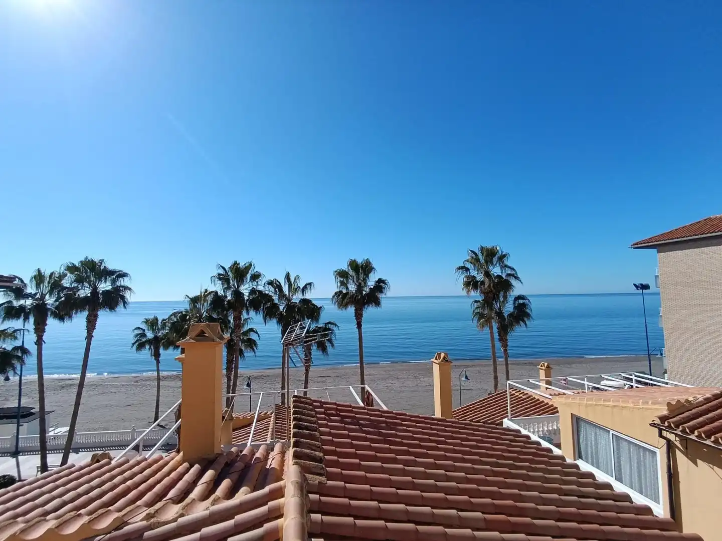 Außenansicht von Maisonette zum Verkauf in Torrox mit Terrasse
