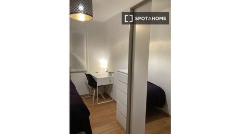 Photo 3 of Room in El Carmel, Barcelona Capital