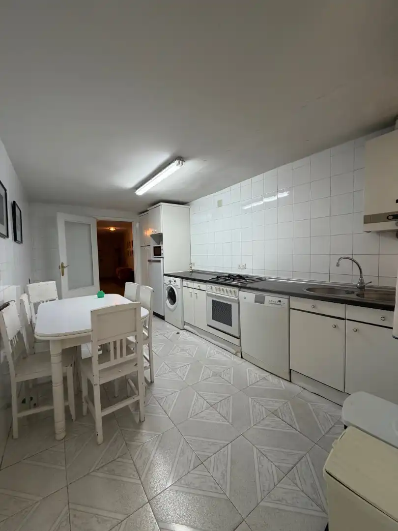 Cuina de Casa o xalet en venda en Bernardos amb Moblat