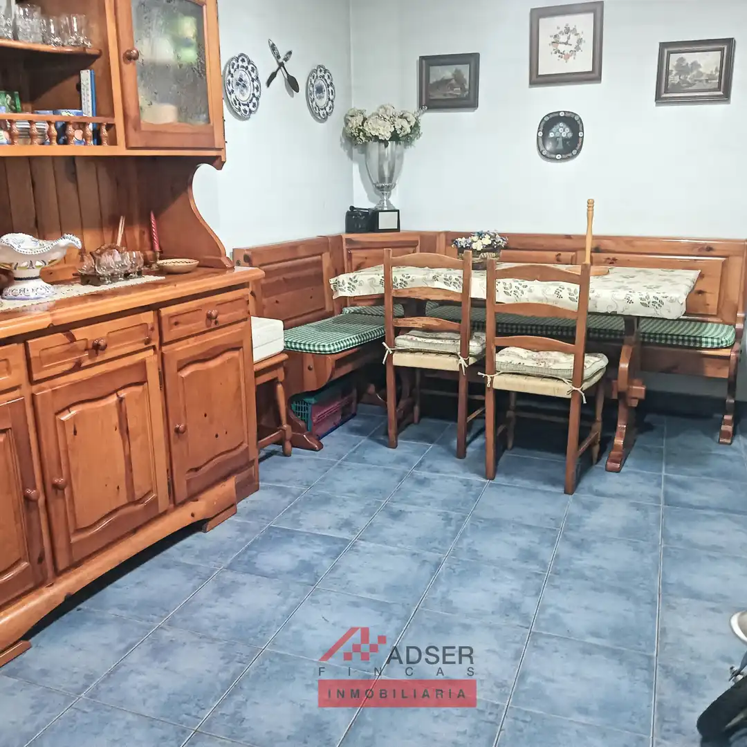 Menjador de Casa o xalet en venda en Villoslada de Cameros amb Calefacció i Moblat
