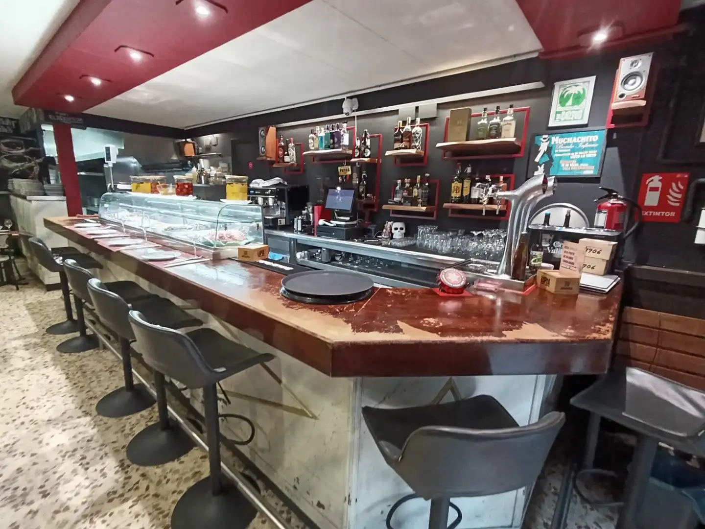 Local en traspaso en Barcelona con Aire acondicionado, Terraza y Amueblado