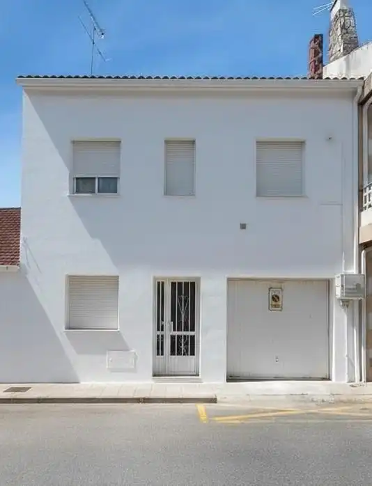 Vista exterior de Casa o xalet en venda en Vilagarcía de Arousa amb Calefacció, Terrassa i Traster