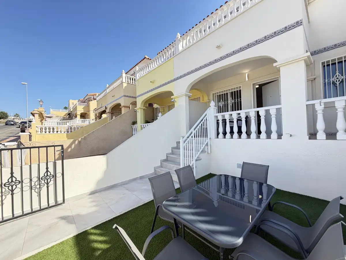 Casa a schiera in vendita a Orihuela ciudad, imagen 3